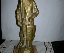 Godefroy of Bouillon heavy, large brass statue on red marble