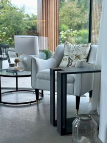 Sofa / Side table
