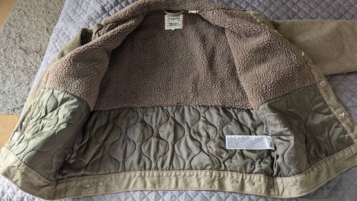 Levis jacket Man size L