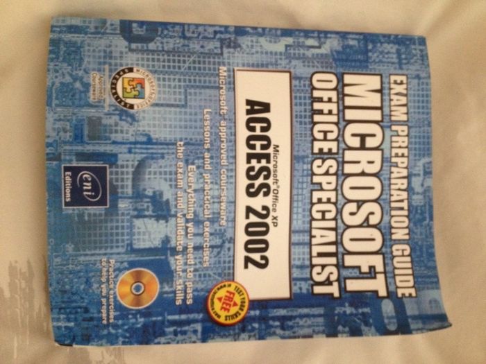 Computer programming books 10 euro each