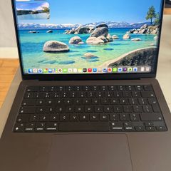MacBook Pro Apple M4 Chip with 10 Core CPU and 10 Core GPU