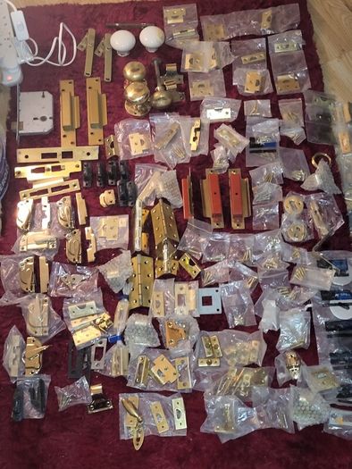 Miscellaneous locks handles