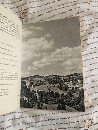 St Bernadette. A Pictorial Biography By Leonard Von Matt And Francis Trouchu. First Edition 1957. Large Volume Hardback In Fair Condition.  See Photos For Same.