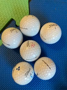 22 Mixed brand Golf balls
