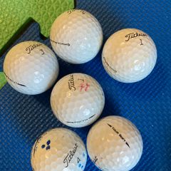 22 Mixed brand Golf balls