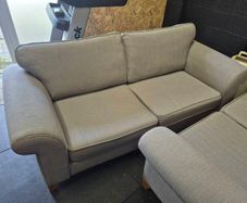 Beautful 3 +2 dfs sofa set