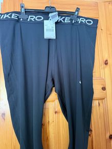 Plus size Nike pro leggings