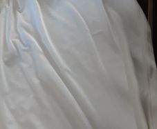 Cream velvet lined professionally made curtains size 4 widths drop 62inch pinch pleating