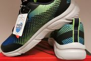 Boy's runners NEW size UK 5