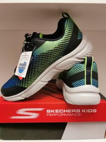 Boy's runners NEW size UK 5