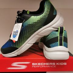 Boy's runners NEW size UK 5