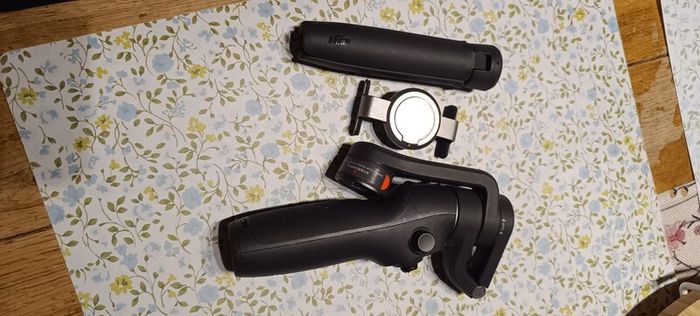 DJI Osmo Mobile 6