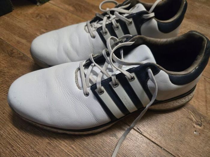 Adidas Tour360 Spikeless Golf shoes Size 12