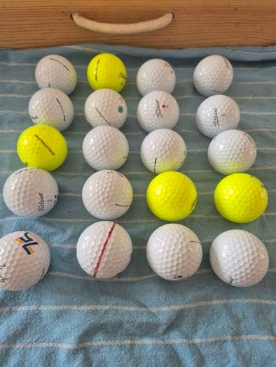 golf balls titleist pro v1s taylormade tp5 type response srixon mix