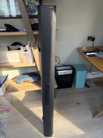 Projector screen