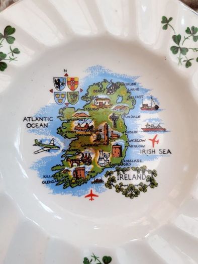 Souvenir From Ireland  (plate / Ashtray)