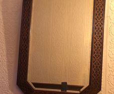 Wall mirror