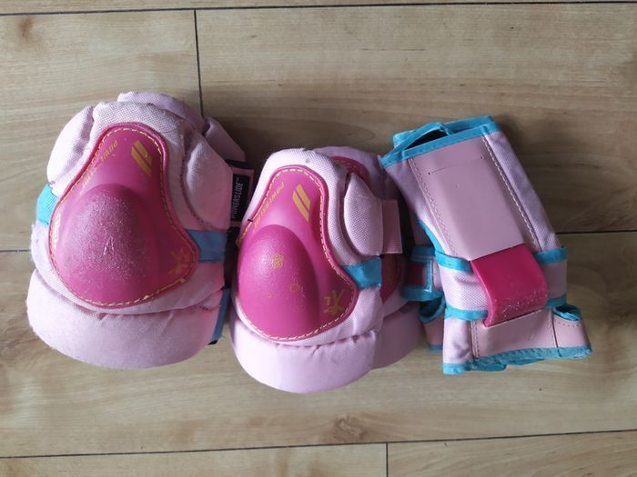 Girls Decathlon inline skates/roller blades