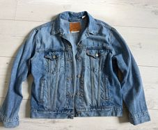 Levis jacket