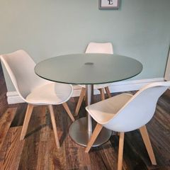 Kitchen table