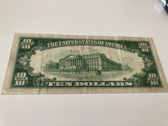 1934 A 10 Dollars Silver certificate Yellow Seal Rare