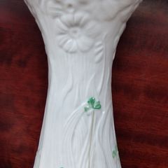 Beleek vase