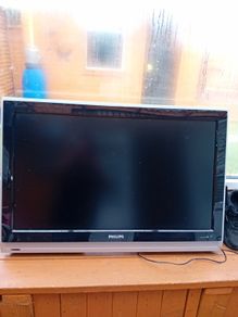 Philips  tv 42 nch