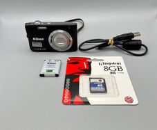 Nikon Coolpix S2900 20.1MP Digital Camera Black - Full Kit