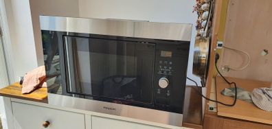 Hotpoint Built-In Microwave with Grill
