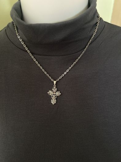 Silver tone chain necklace with rhinestone cross