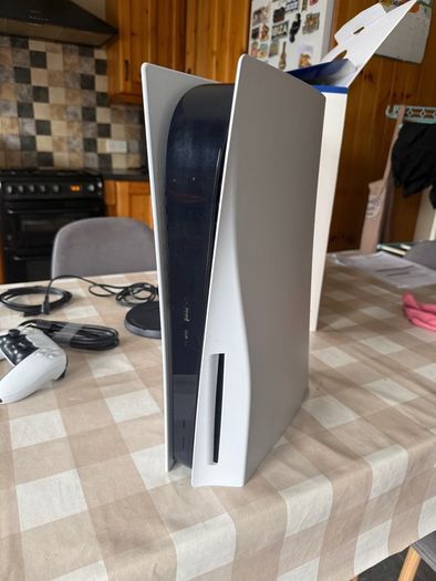 Sony PlayStation 5 Disc Edition 825GB Great Condition