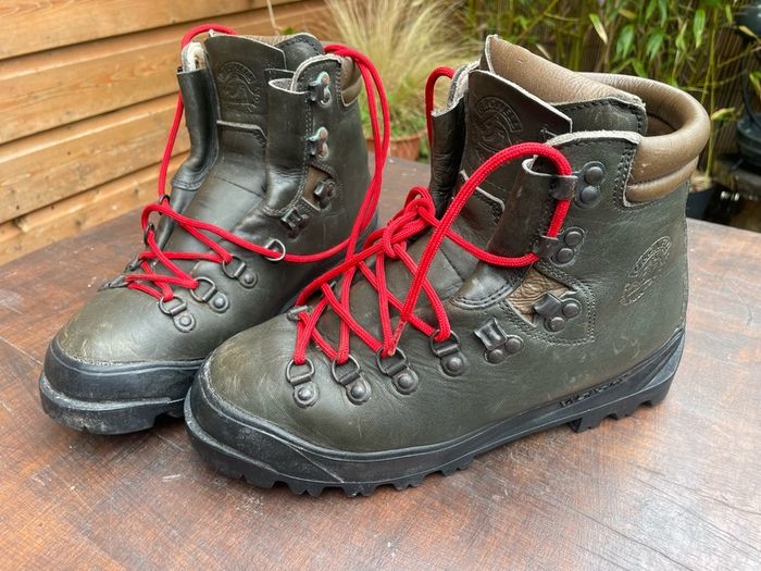 Gronell size EU 41 or UK 7