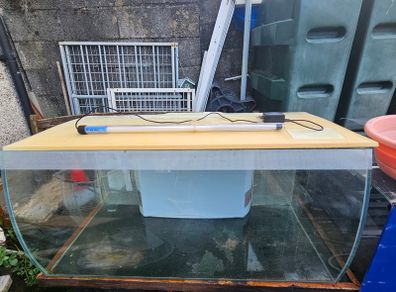 Fluval Flex fish tank 123L
