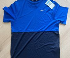 Nike Miler T-shirt Size M New With Tags