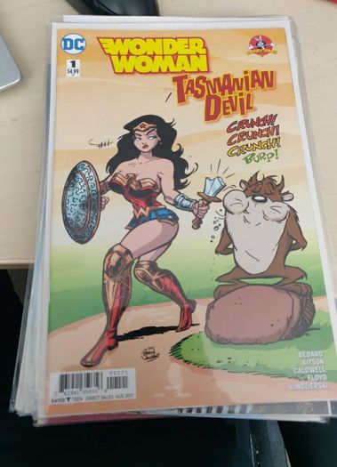 DC women variant and homage covers