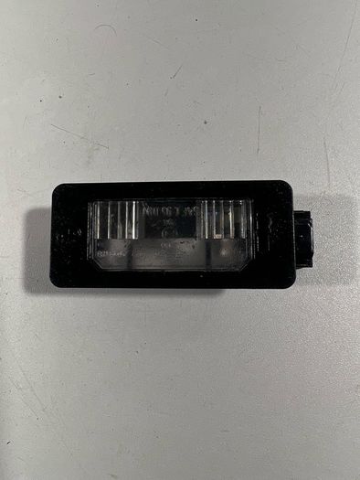 Genuine Bmw E46 E90 E91 E92 E39 E60 E61 E71 Registration Plate Light 7165646 A3l2b927g