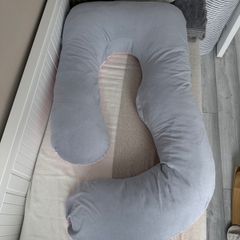 Pregnancy pillow