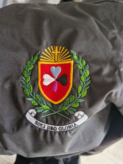 Holy Family Waterproof jacket Size 36(176cm)