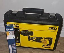 Stanley FatMax V20 18V Reciprocating Saw Kit + 8 Multi Material Blades
