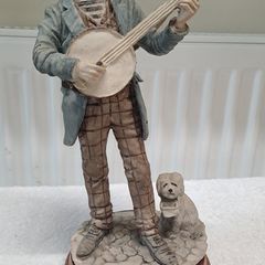 Banjo Bill Figurine