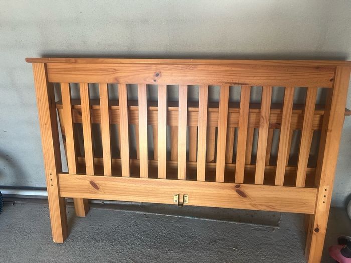 Double bed frame