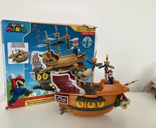 Super Mario Deluxe Bowser's Airship Playset