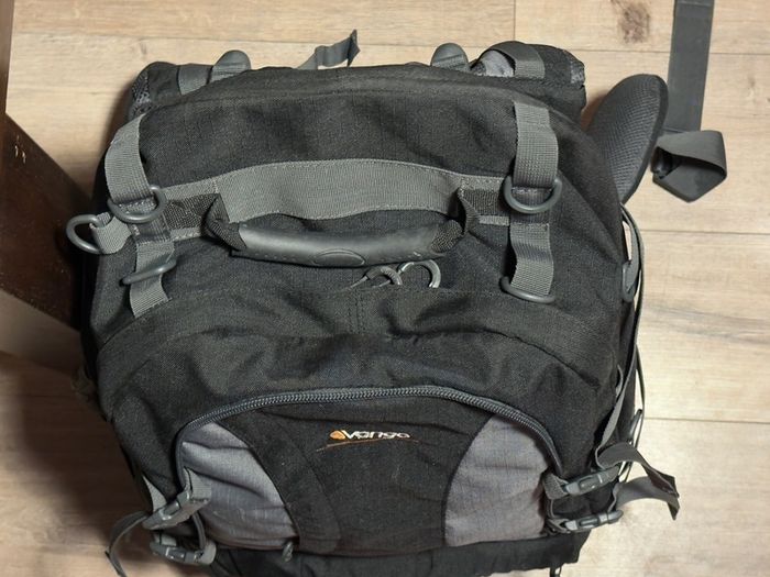 Vango Freedom 80+20 Hiking Backpack Travel Rucksack Adjustable Back Black