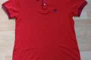 Fred Perry T-shirt (( Size S))