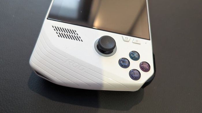 ROG Ally Z1 Extreme - Handheld Console
