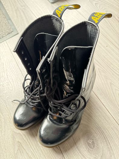 Dr. Martens Darcie boots