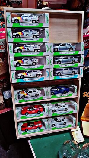 Corgi Mobil Oil model cars from 1989