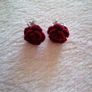 Clip on red rose earrings Image 3