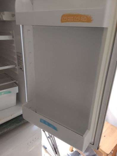 fridge zanussi