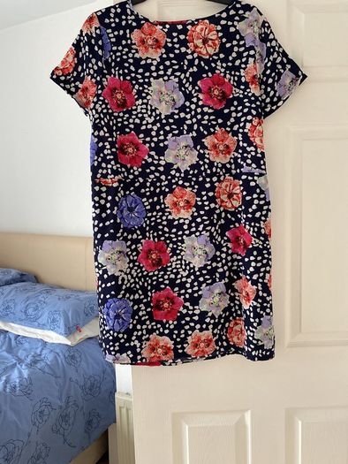 Fabulous col dress size 16